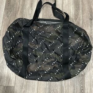 Victoria’s Secret Pink bag. No visible stains or flaws.